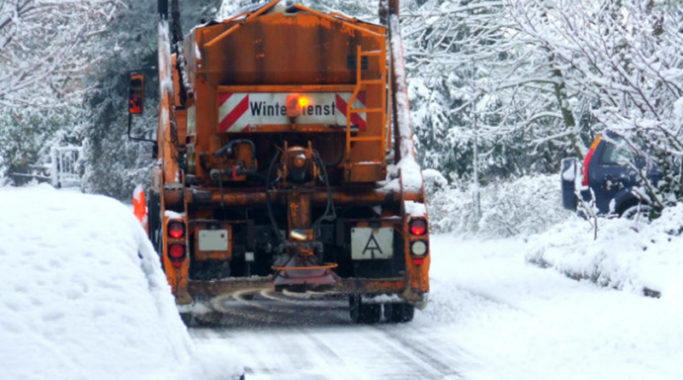 Der Winterdienst der Stadteiniger Würzburg ist gut vorbereitet. (Foto: Thomas Schmies / www.pixelio.de)