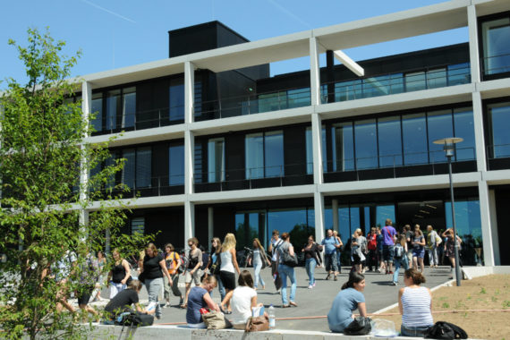 Uni Campus Würzburg am Hubland (Foto: Universität Würzburg)