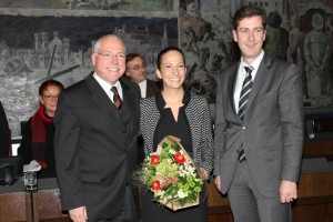 Oberbürgermeister Christian Schuchardt (rechts) zusammen mit Umwelt- und Kommunalreferent Wolfgang Kleiner und der neuen Sozialreferentin Hülya Düber. (Foto: Christian Weiß)