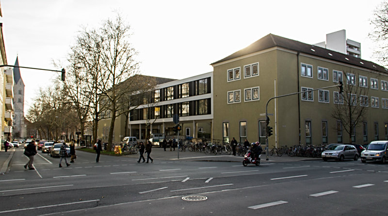 Das Studentenhaus am Exerzierplatz in Würzburg (Foto: www.wuerzburg-fotos.de)