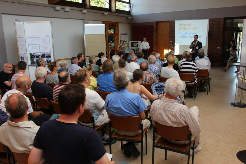 Projektmarkt im Bürgerhaus Versbach: Barriere im Stadtteil überwinden