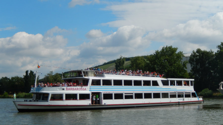 Mit dem Schiff zur Trinkwasserwanderung