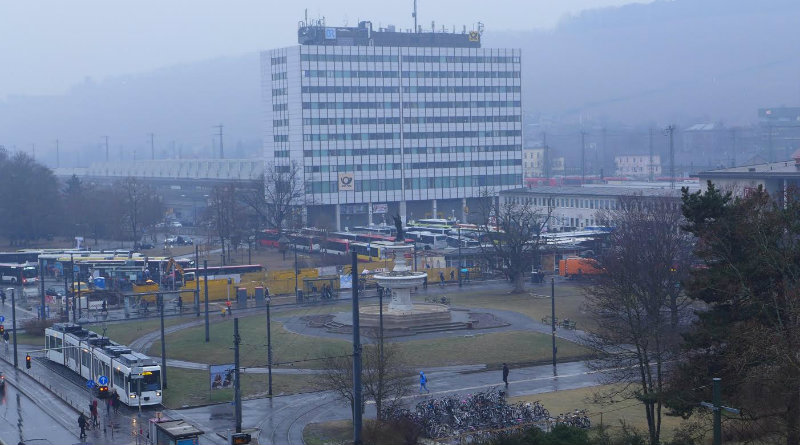 Blitzeis behinderte gesamten Omnibusverkehr