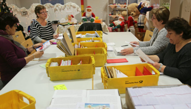 Weihnachtspost aus 123 Ländern