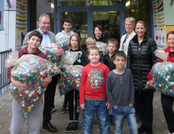 Friedensreich-Hundertwasser-Schule Würzburg setzt sich für ein Leben ohne Kinderlähmung ein