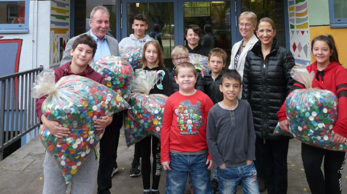 Friedensreich-Hundertwasser-Schule Würzburg setzt sich für ein Leben ohne Kinderlähmung ein