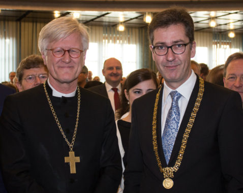 Städtischer Neujahrsempfang: Bedford-Strohm bringt Rawls an die Würz