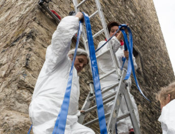 Kunst in der Stadt: Subkutan vernäht den Schneidturm