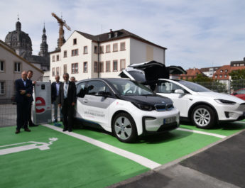 Zweite Innenstadt-Ladestation für Elektromobile eröffnet