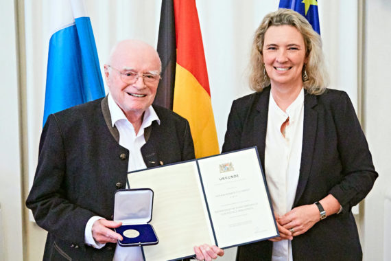 Verleihung der Bayerischen Staatsmedaille für soziale Verdienste