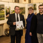 Ausstellung: Frankens Winzern über die Schulter fotografiert