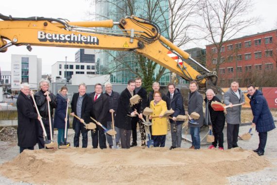 Spatenstich für die Brücke Kohlenhofstraße